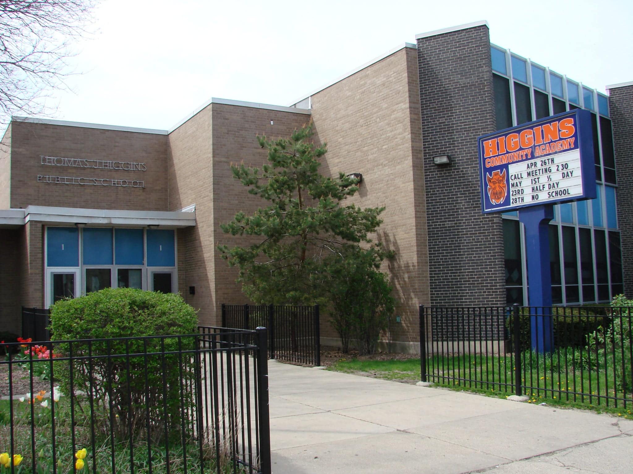 Higgins Elementary School Roof + Masonry Renovation