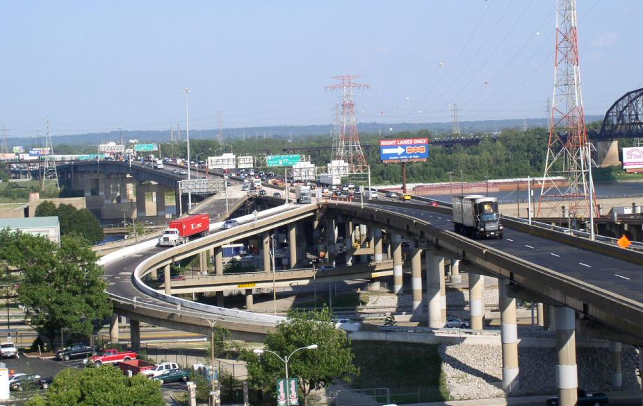 MoDOT Poplar Street Bridge Interchange
