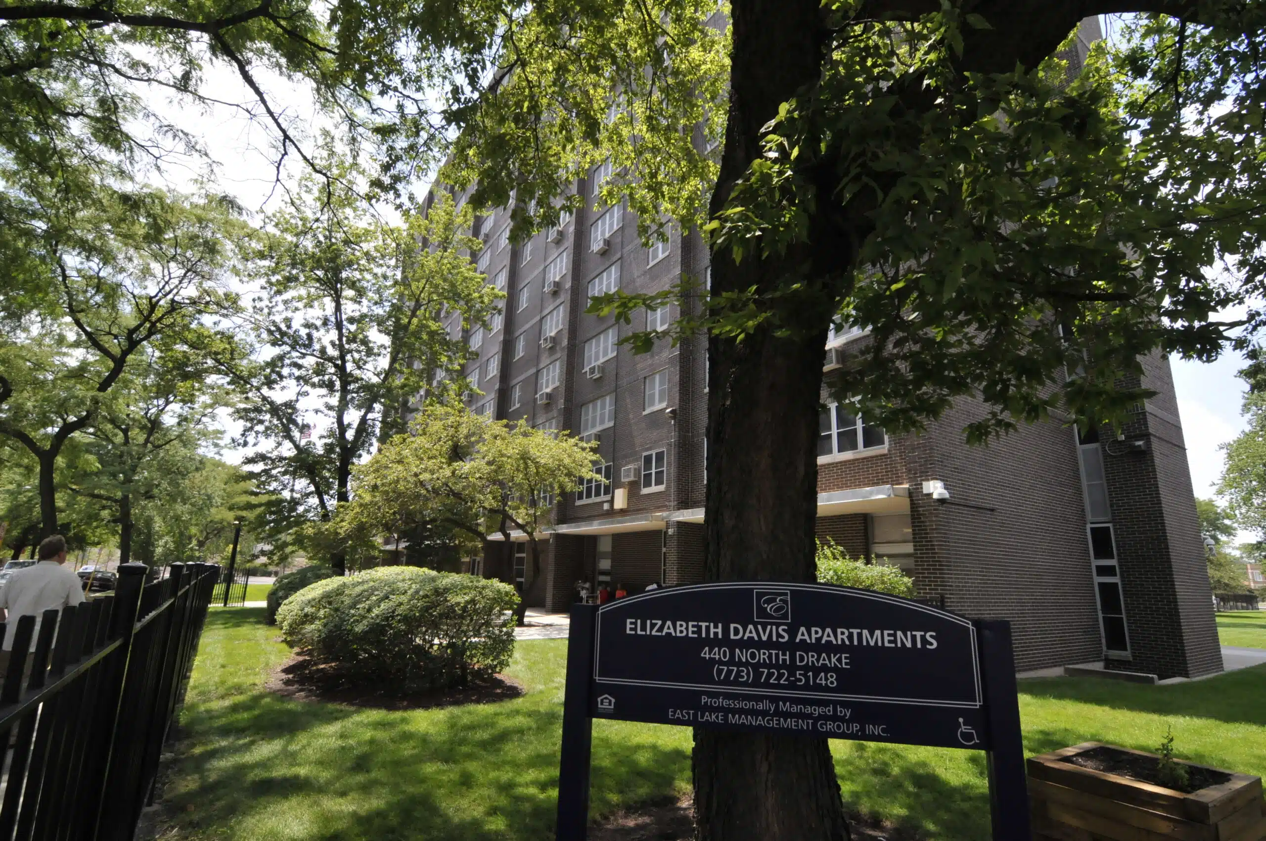 Chicago Housing Authority, Elizabeth David Apartments